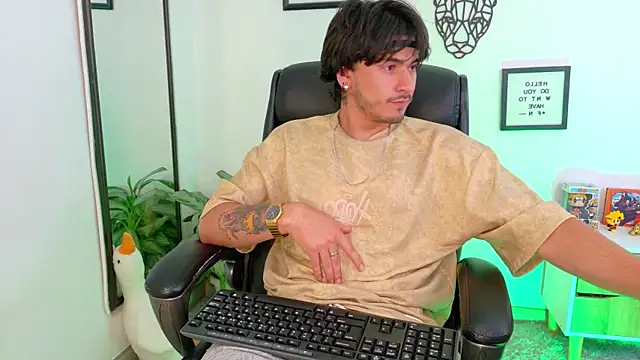 elian_savoy (M young) - time to jerkk naked 🥵😏