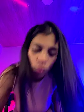 NINA_18_YEARS webcam