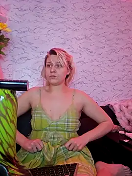 ScarletCallings_420 webcam