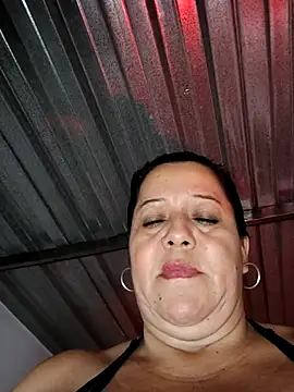 fulopp15 (F milf) - Show ass