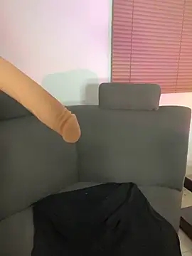 p_a_u_l_i_n_a_ (F young) - I'll squirt  your face