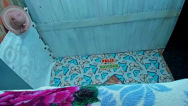 lucianaosorno25 webcam