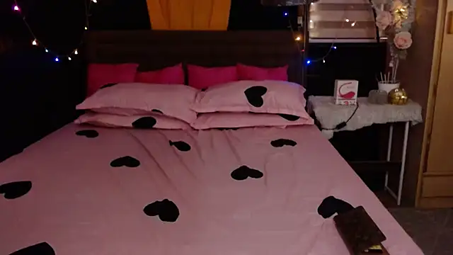 xheavenlytrans webcam