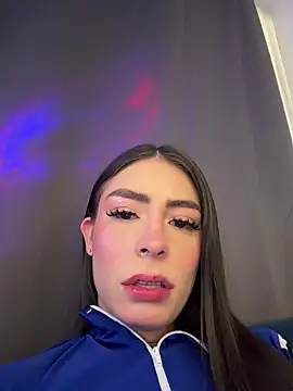 camistar18 (T young) - happy new year cami🎉🎉✨🎁