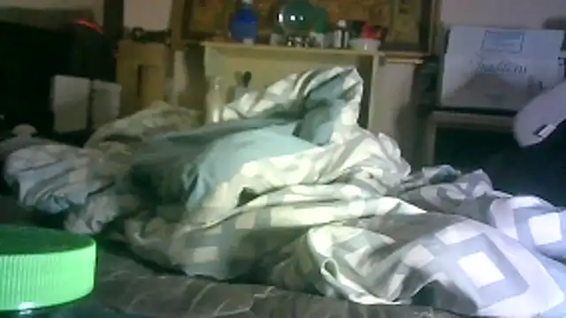 ON3YOULLN3VER_FIR3 webcam