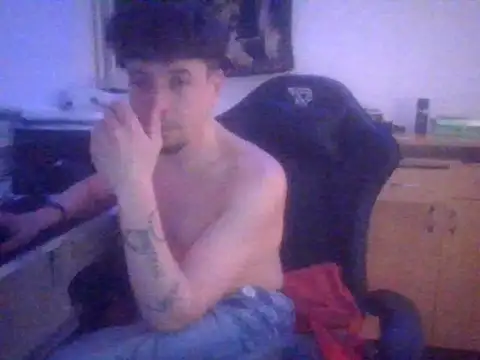 Shyguyfuckit webcam