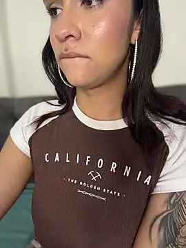 Isabella-Teen webcam