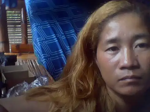 CreamyLhady_88 webcam