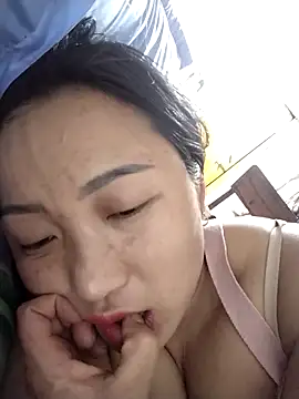 zhen-zo - Zhen-zo's free webcam - UK Sex Cams