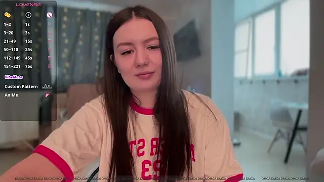 real live cam Emy Jonesss