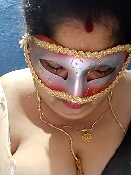 tamilthanushri webcam