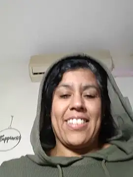 Webcam Model (Molly_newman6)  is live.Free join now!