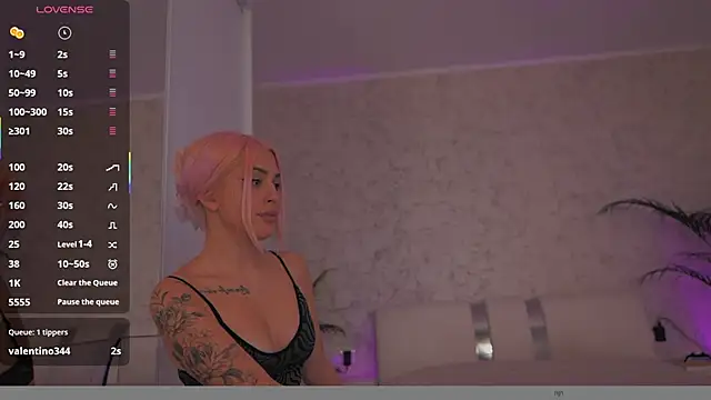 DiamondAvaaaaaa webcam