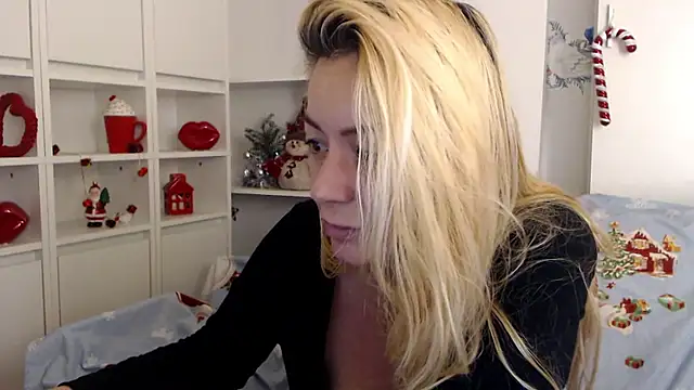 _karolynesyera_ webcam