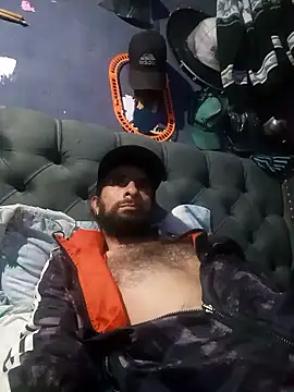 hairy_mannn webcam