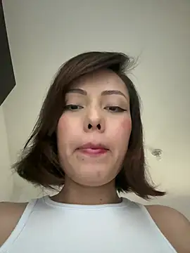 Webcam Model (ArisSC)  is live.Free join now!