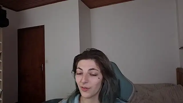 Nixxy_naughty webcam