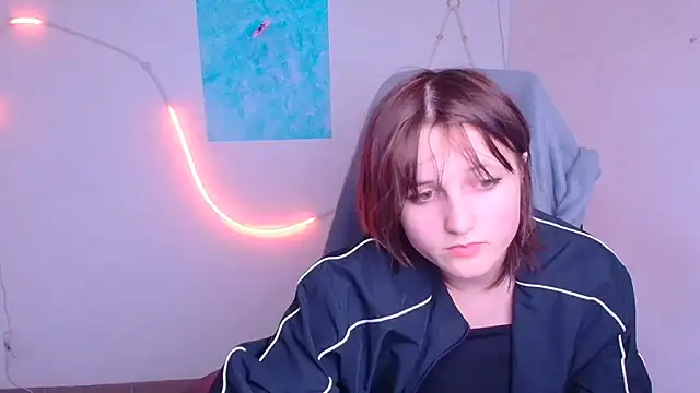 Alice_Wonderme webcam