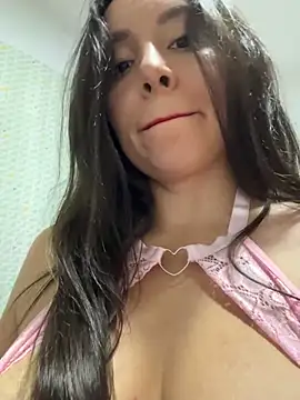 free sex chatroom Emely Sexx20