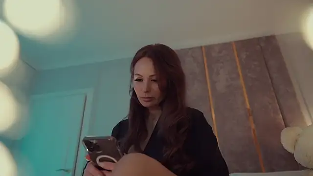 MilaDYstarlight webcam