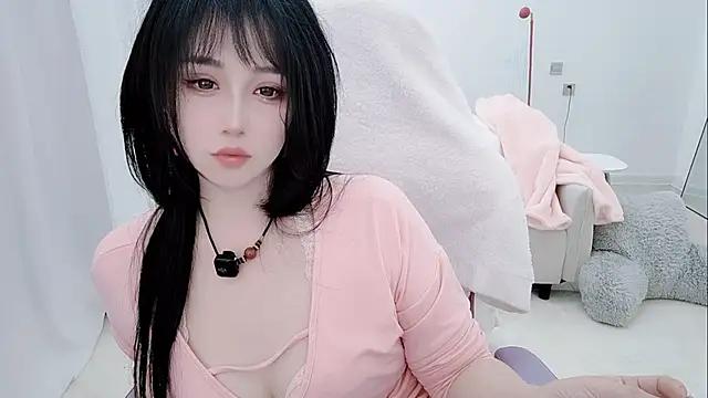 evangelin-e - Evangelin-e's free webcam