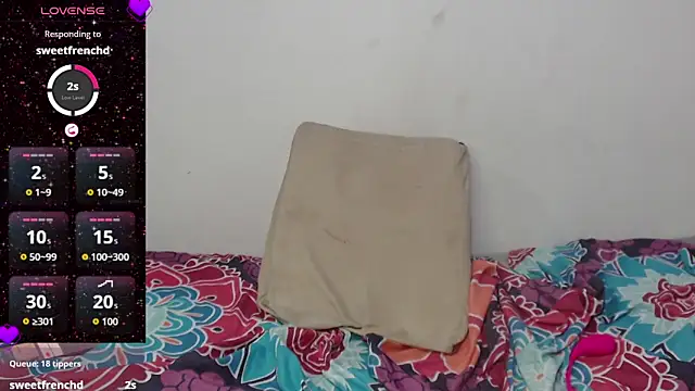 nikki__uwu - Nikki__uwu's free webcam