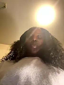 choclatepeaach - Choclatepeaach's free webcam - UK Sex Cams