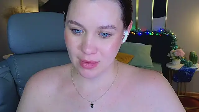 katy__moonj webcam