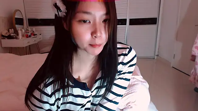 Miu1_girl webcam