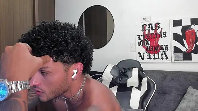 Alessandro_Vanni's live cam