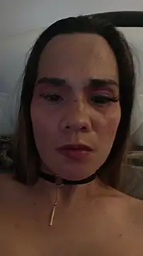 NinaDOM4CUM webcam