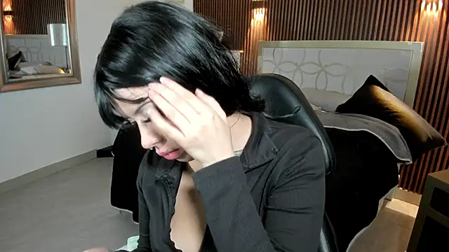 NattashaHotson webcam