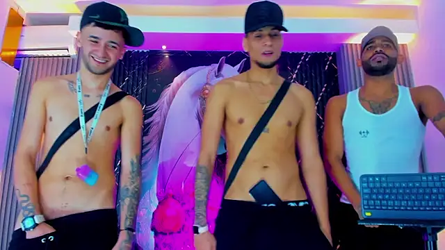 The_Gods_In_Diamonds webcam