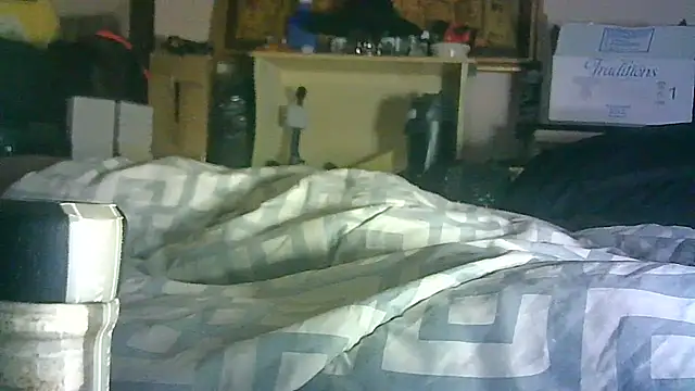 ON3YOULLN3VER_FIR3 webcam