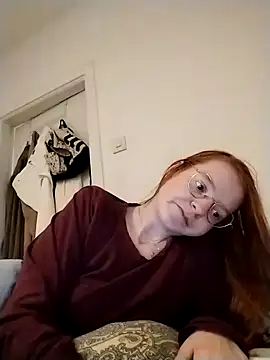 jannis1992 (F young) - Surprises me use menu