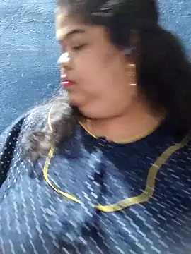 tamilthanushri webcam