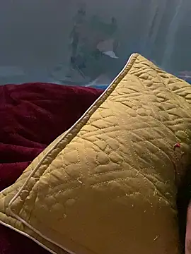 t_tina92 - T_tina92's free webcam