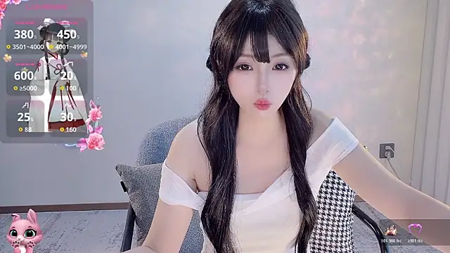 Bella-ox from StripChat is Freechat