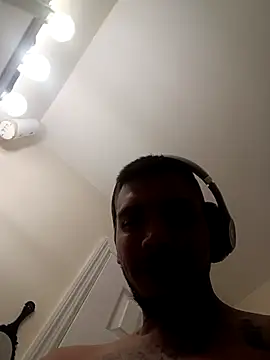 HazelEyedJay420 webcam