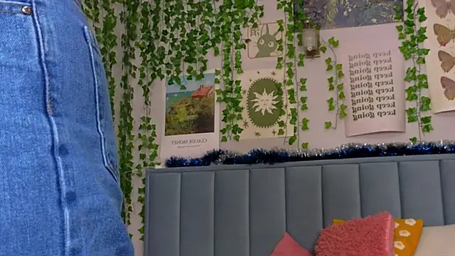 Fit_Brunette_ webcam