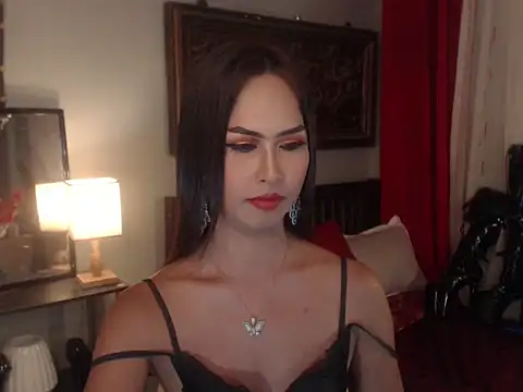 Nathalieheartt webcam