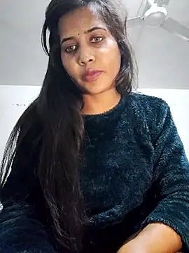 cute_radhikaa webcam