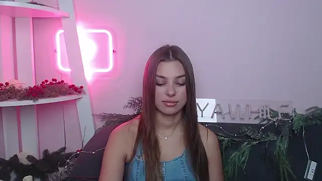 MilanaAngelAs webcam