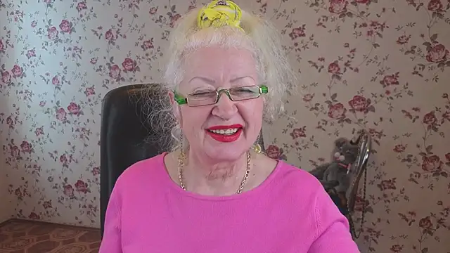 Maya_Mayflower webcam