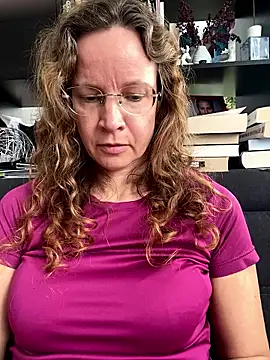 AnnikaRose from StripChat is Freechat