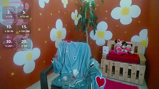 dollspicy live cam screenshot female on SexOnline.top – Live Cams, Videos, GIFs & Chat