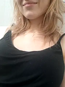 JuliBant666 Live Webcam on Stripchat