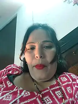 Poojabhabi101 webcam
