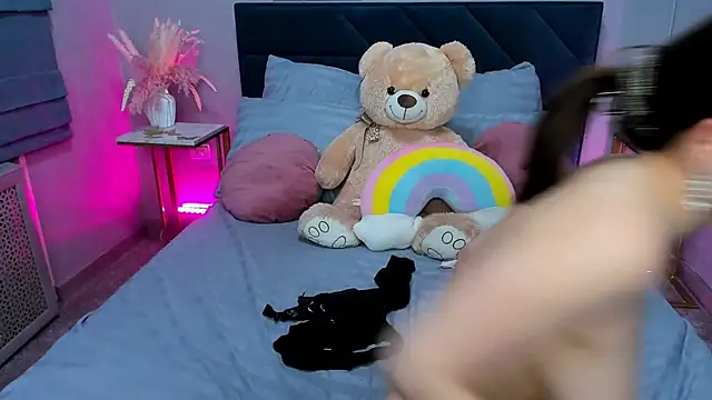 Curvy_Dynamite_ webcam