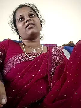 sweetqueen143 webcam